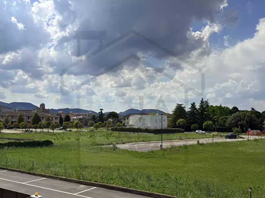 Immagine 20 di Appartamento in vendita  in Via Giulio Cesare a Montegrotto Terme