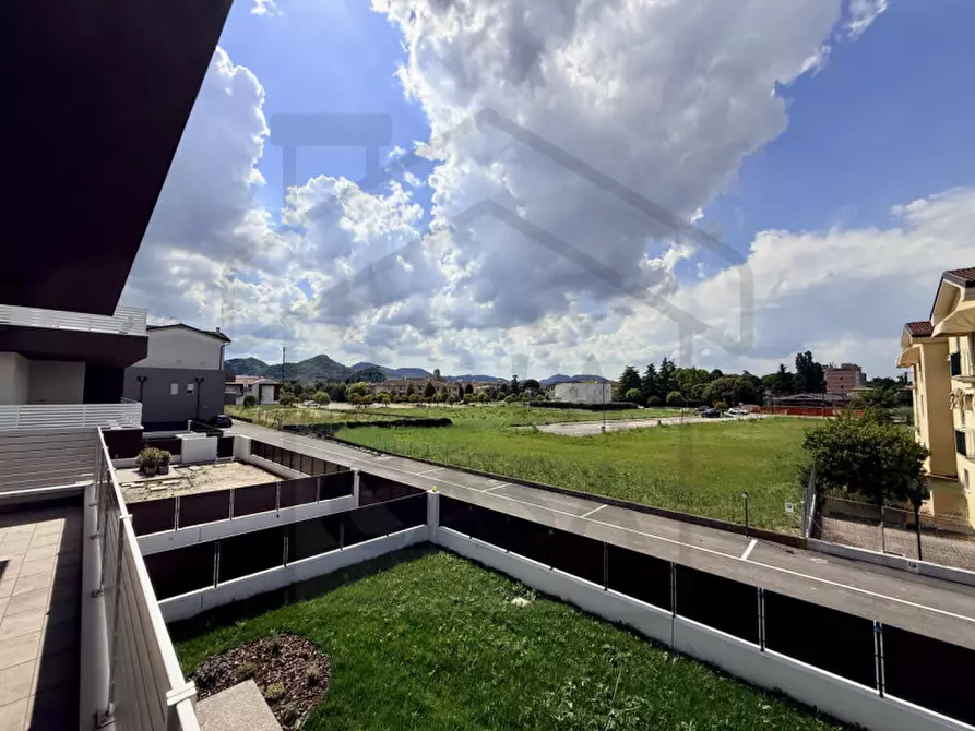 Immagine 21 di Appartamento in vendita  in Via Giulio Cesare a Montegrotto Terme