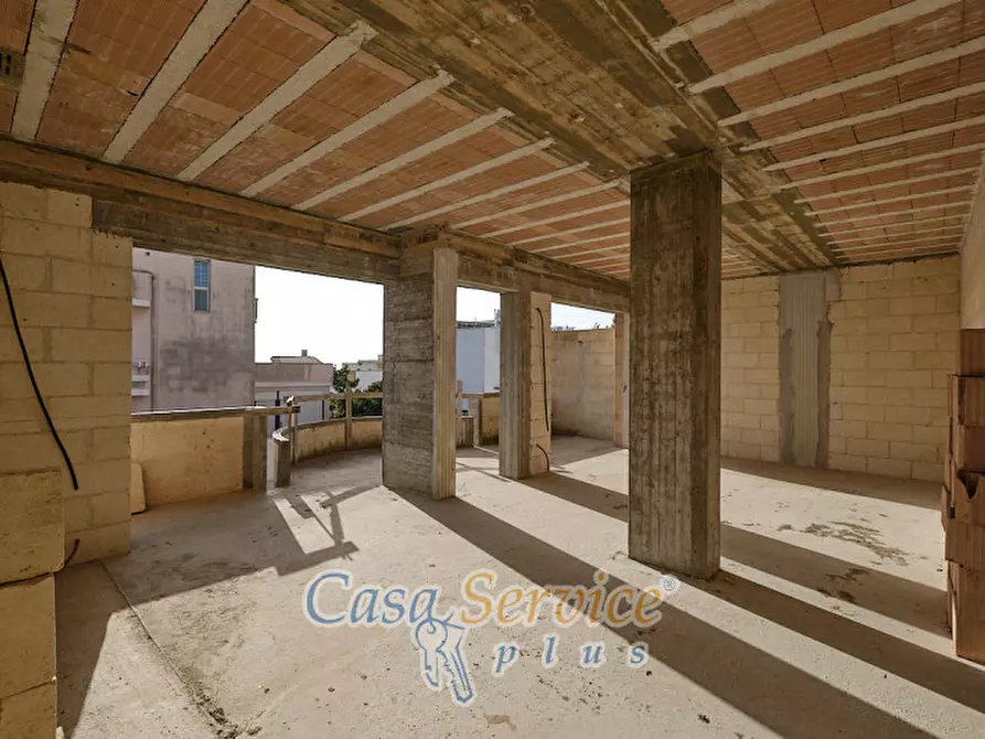 Immagine 25 di Villa in vendita  in Via La Guardia a Sannicola