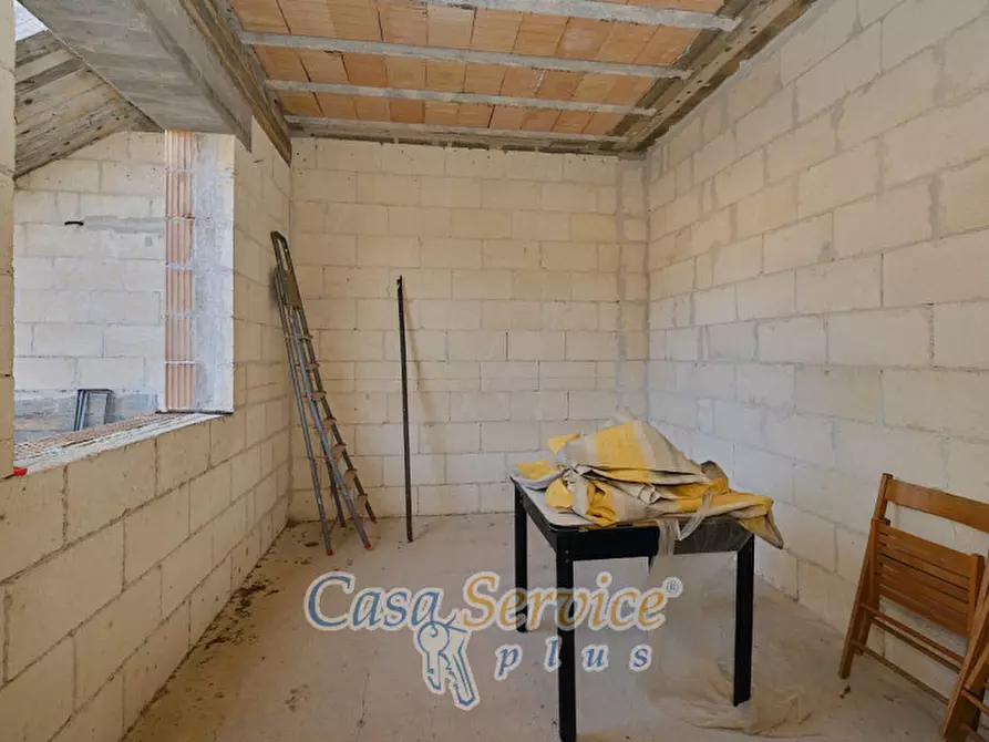 Immagine 35 di Villa in vendita  in Via La Guardia a Sannicola