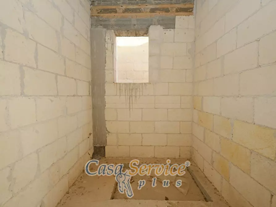 Immagine 38 di Villa in vendita  in Via La Guardia a Sannicola