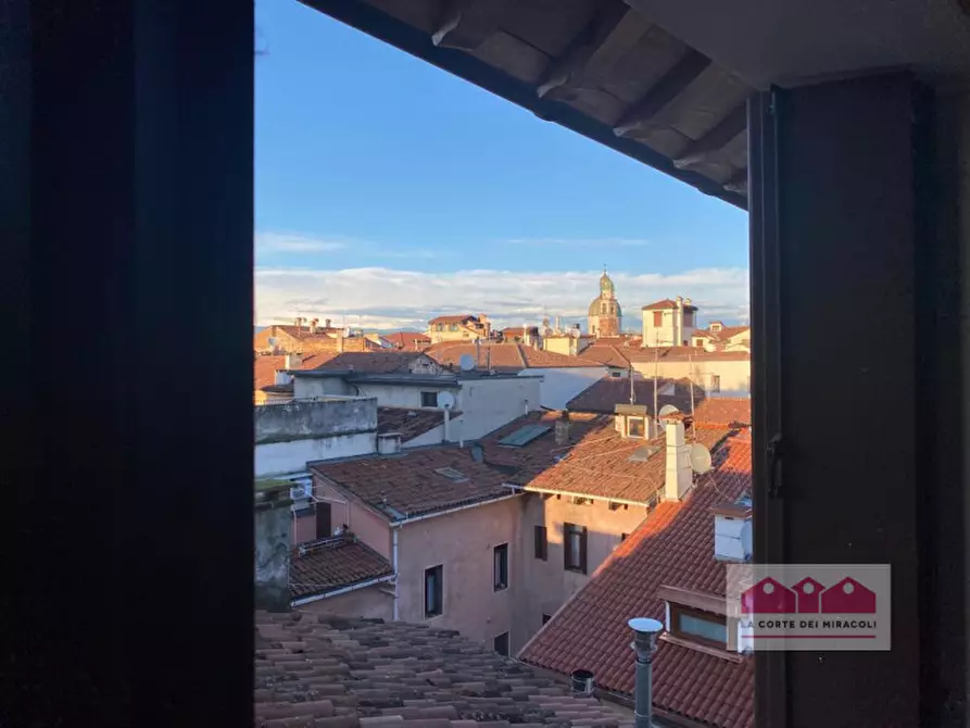 Immagine 6 di Appartamento in vendita  in Contrà Garibaldi a Vicenza