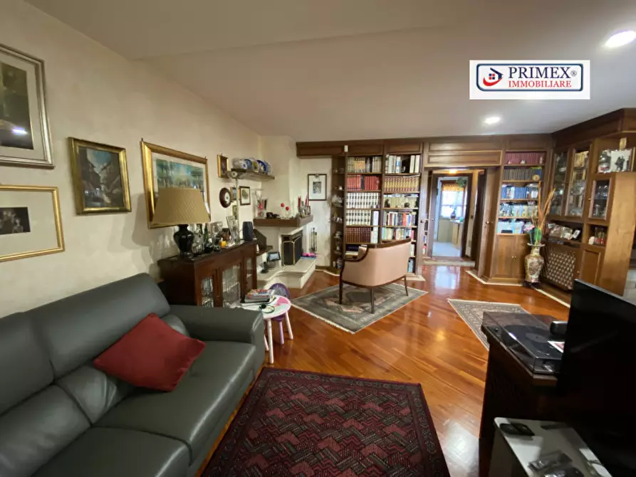 Immagine 2 di Appartamento in vendita  in Via Vittorio pozzo a Roma