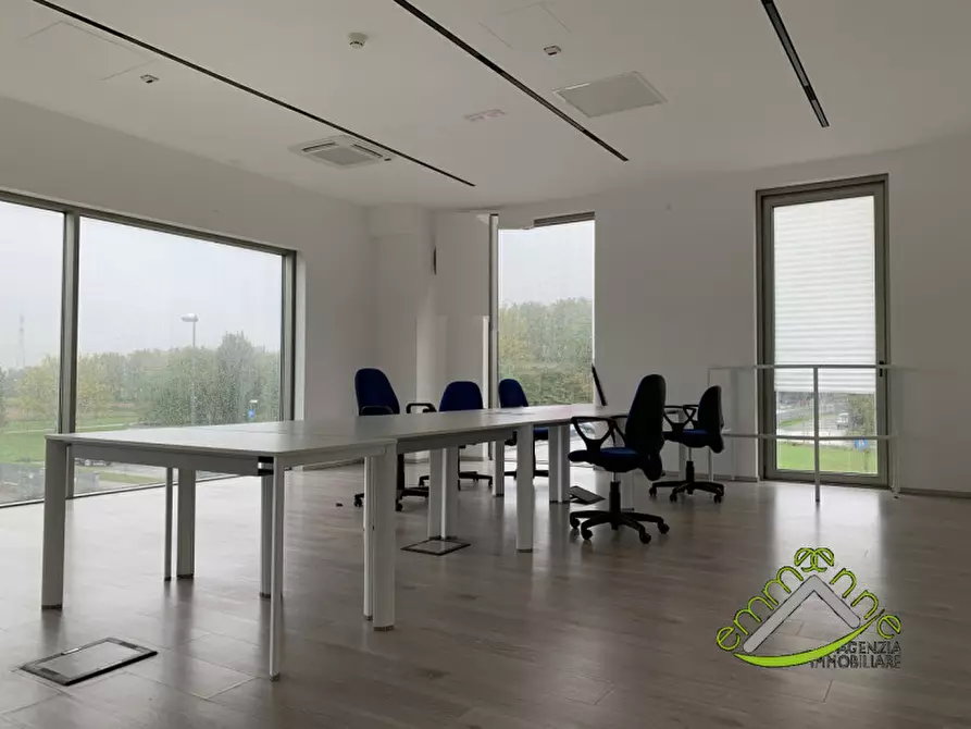 Immagine 6 di Ufficio in affitto  a Camponogara