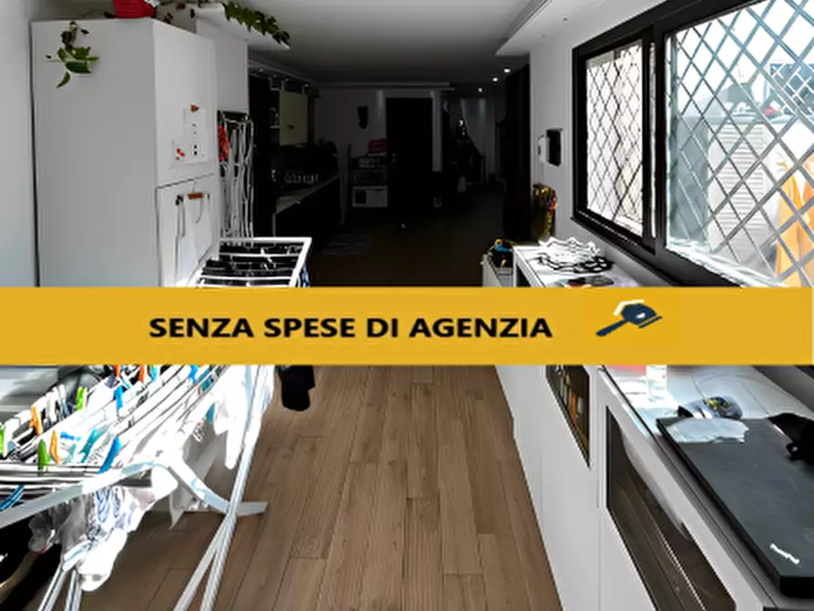 Immagine 1 di Casa indipendente in vendita  in Via Palermo n. 254 a Catania