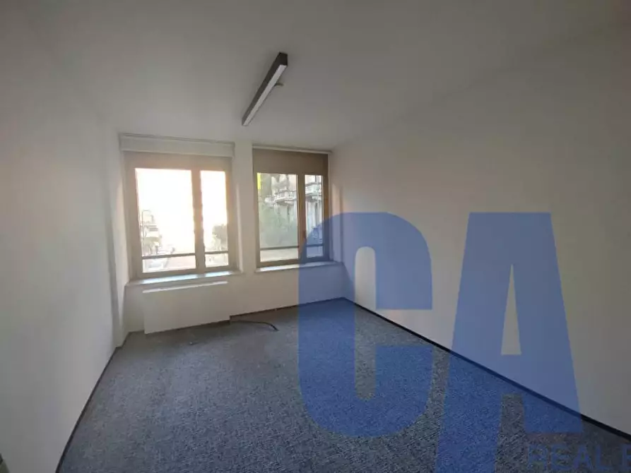 Immagine 3 di Palazzo in affitto  in VIA COPERNICO a Milano