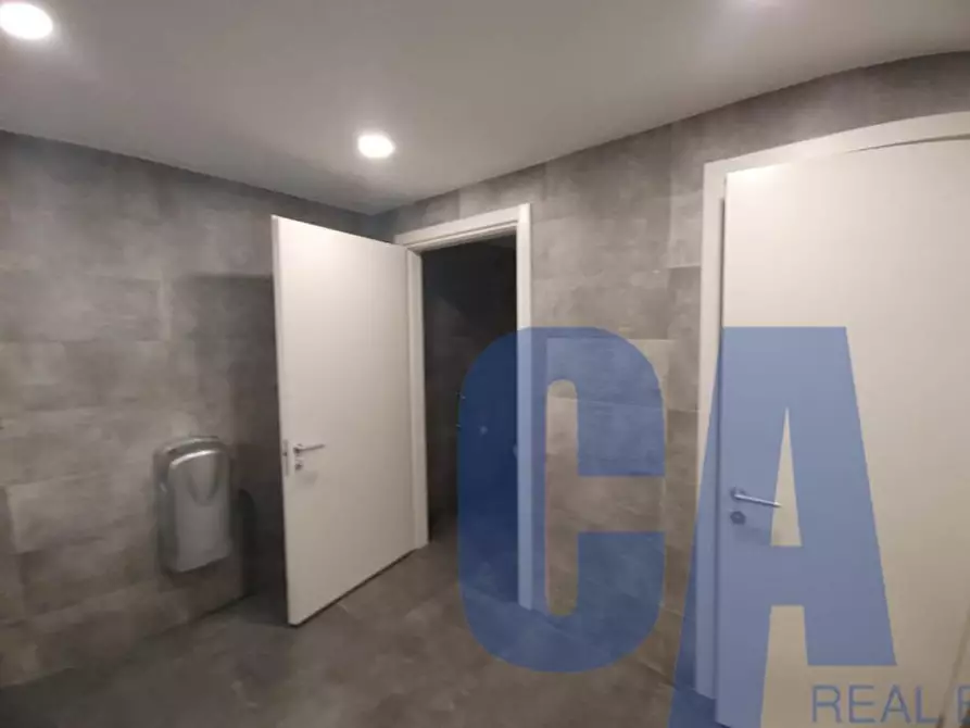 Immagine 9 di Palazzo in affitto  in VIA COPERNICO a Milano