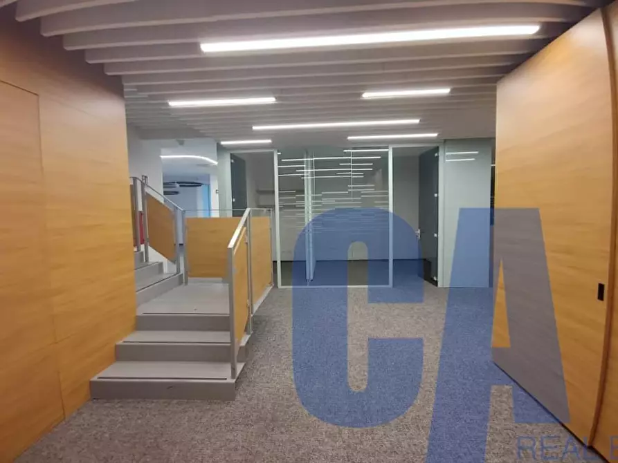 Immagine 14 di Palazzo in affitto  in VIA COPERNICO a Milano