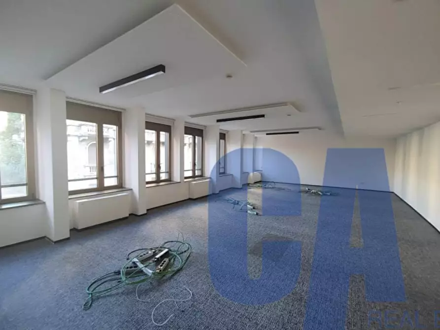 Immagine 18 di Palazzo in affitto  in VIA COPERNICO a Milano