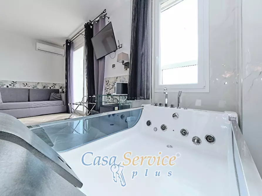 Immagine 10 di Hotel in vendita  in Via Garibaldi a Porto Cesareo