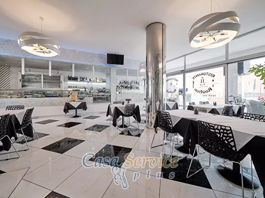 Immagine 83 di Hotel in vendita  in Via Garibaldi a Porto Cesareo