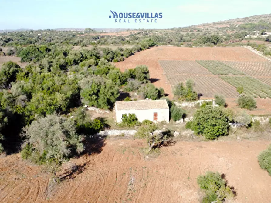 Immagine 9 di Rustico / casale in vendita  in via dogali e saati a Noto