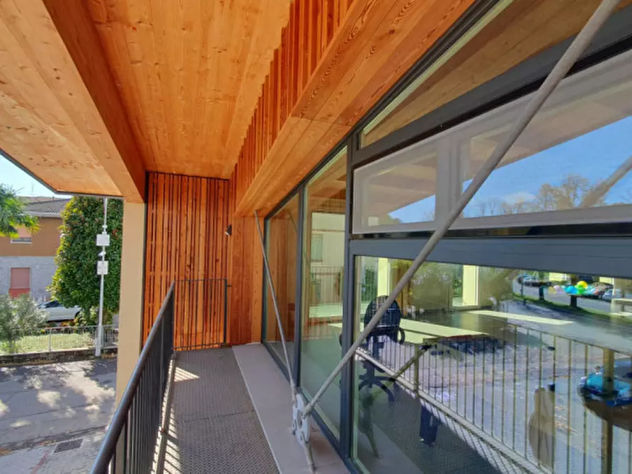 Immagine 6 di Negozio in affitto  in VIA CAVOUR a Cavezzo