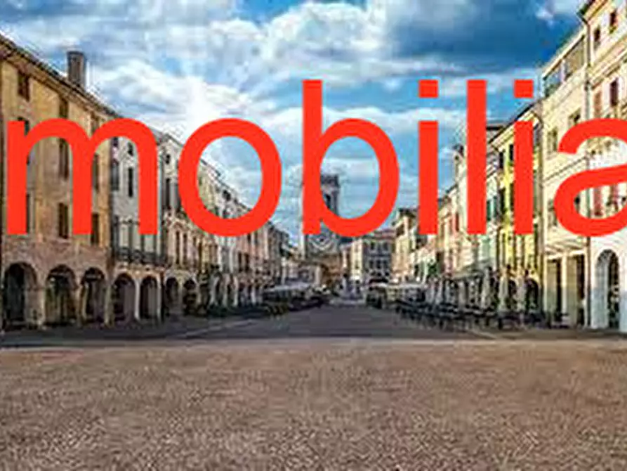 Immagine 4 di Appartamento in vendita  in Via C. B Cavour n. 79 Este a Este