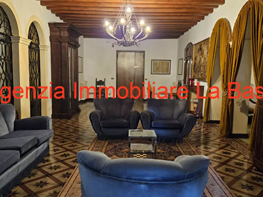 Immagine 12 di Appartamento in vendita  in Via C. B Cavour n. 79 Este a Este