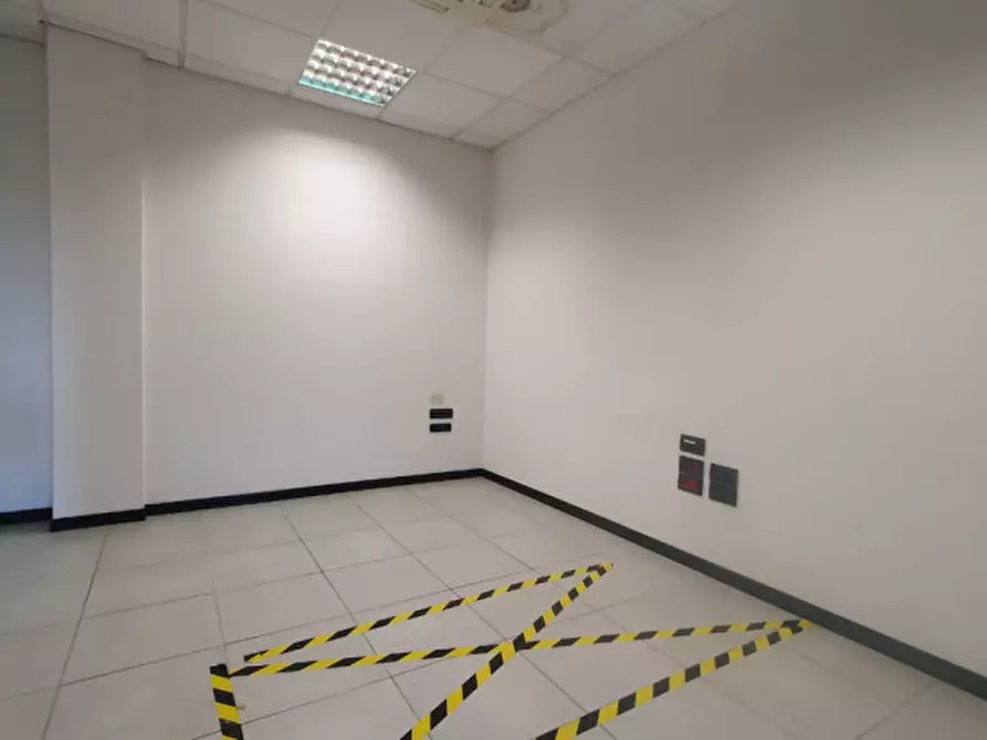 Immagine 6 di Ufficio in affitto  in VIA CAVOUR a Cavezzo