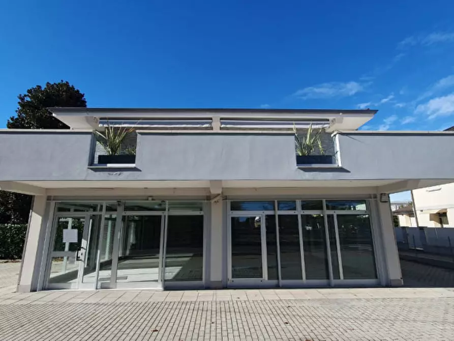 Immagine 16 di Ufficio in affitto  in VIA CAVOUR a Cavezzo