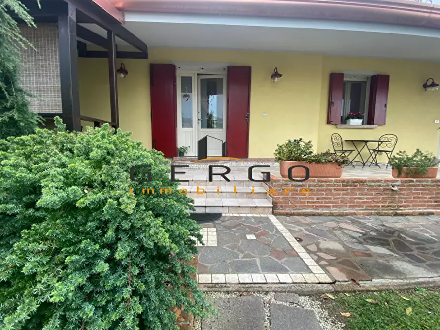 Immagine 40 di Casa indipendente in vendita  in Via Giacomo Matteotti a Eraclea