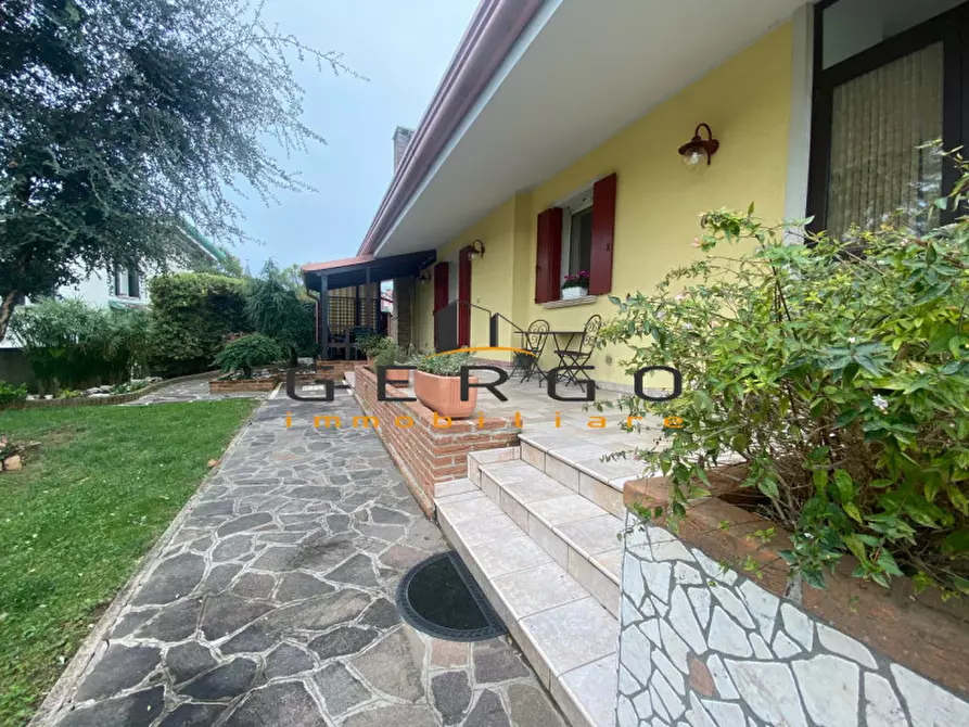 Immagine 45 di Casa indipendente in vendita  in Via Giacomo Matteotti a Eraclea