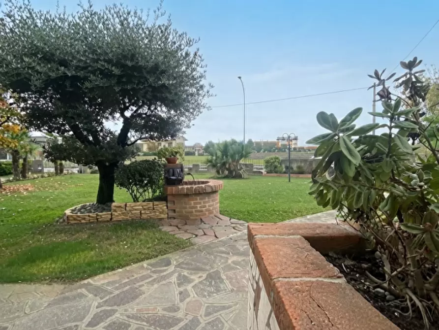 Immagine 21 di Casa indipendente in vendita  in Via Giacomo Matteotti a Eraclea