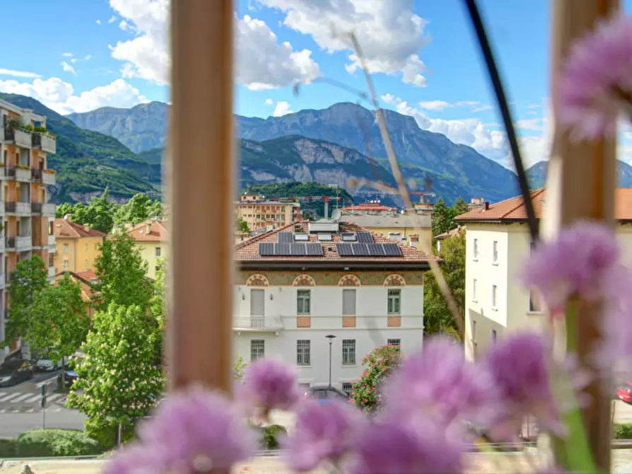 Immagine 1 di Appartamento in vendita  in Viale Bolognini 10 a Trento