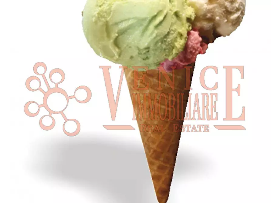 Immagine 1 di Attività commerciale in vendita  a Venezia