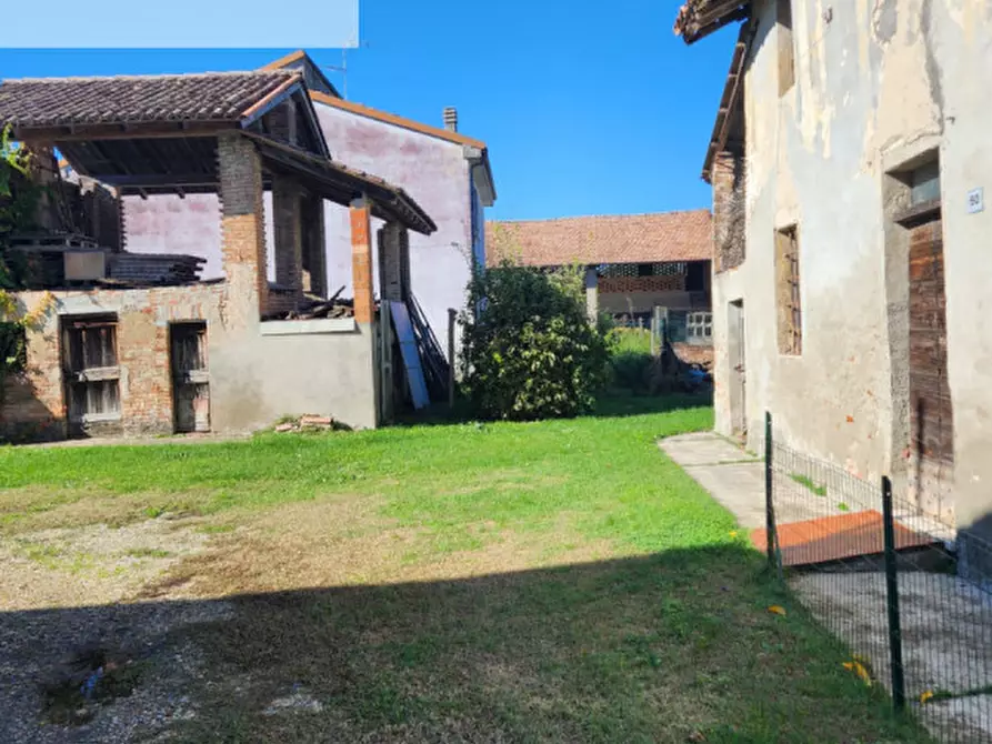 Immagine 17 di Casa indipendente in vendita  in Via 5 Martiri della Liberazione a Bressana Bottarone