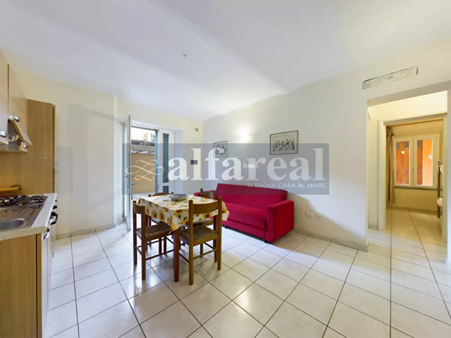 Immagine 2 di Appartamento in vendita  in Via Vittorio Veneto a Castiglione Della Pescaia