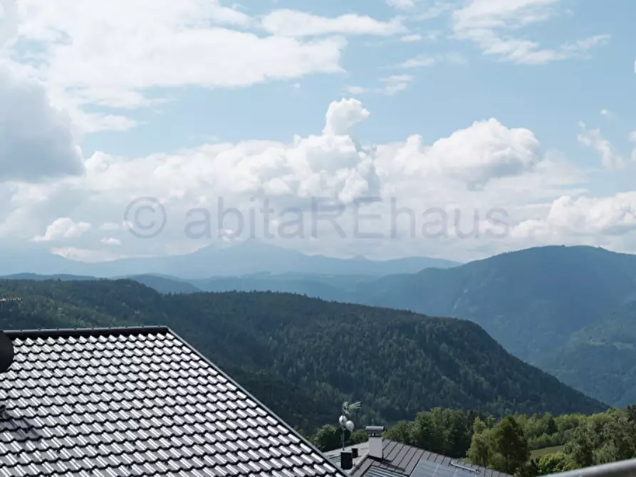 Immagine 3 di Appartamento in vendita  in Via Catinaccio a Renon .Ritten.