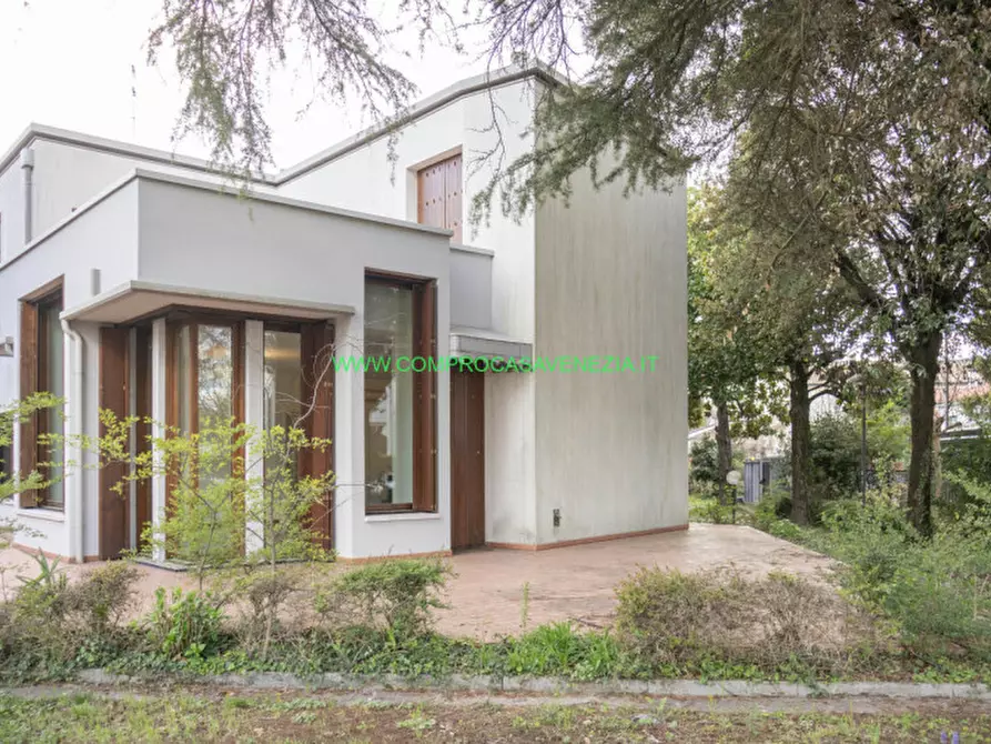 Immagine 11 di Villa in vendita  in via terraglio a Venezia