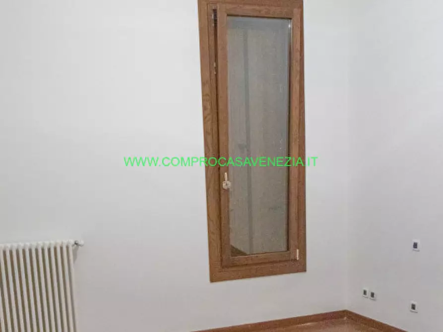 Immagine 43 di Villa in vendita  in via terraglio a Venezia