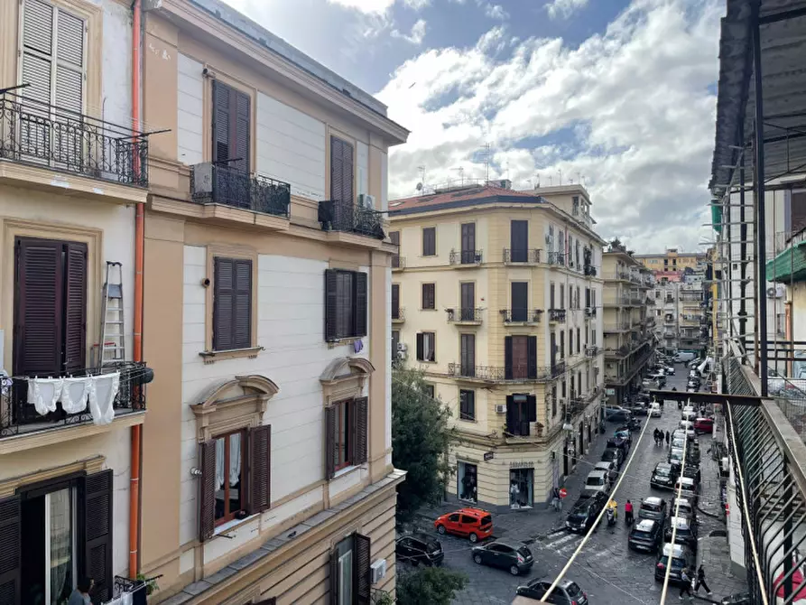 Immagine 1 di Appartamento in vendita  in Via Camillo Porzio 74 a Napoli