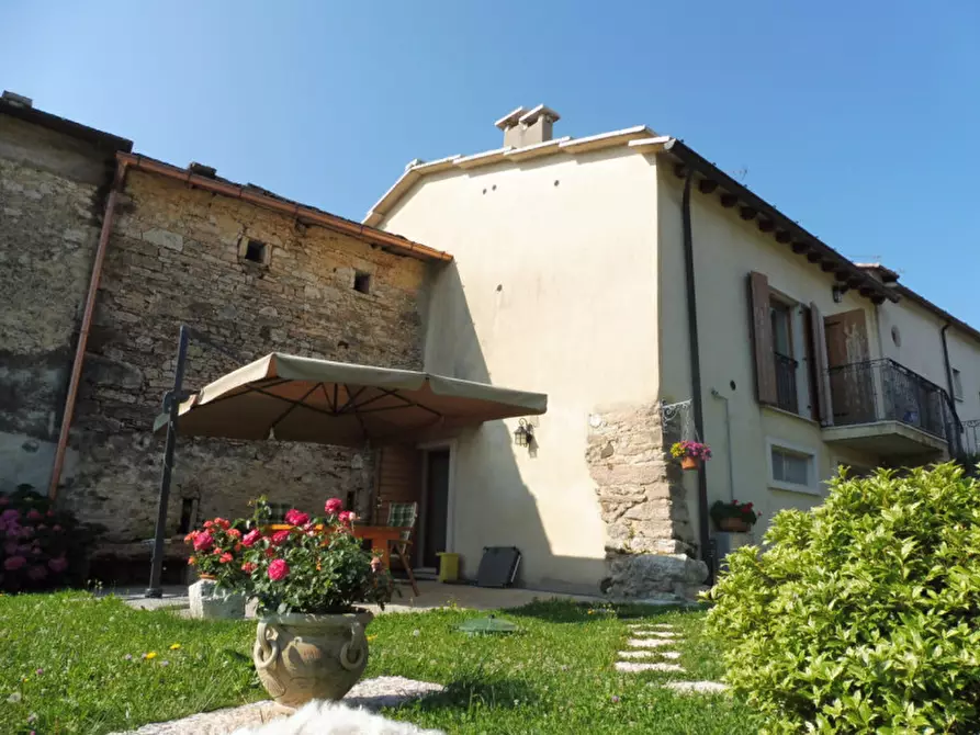 Immagine 2 di Rustico / casale in vendita  in CONTRADA GONZONI a Cerro Veronese