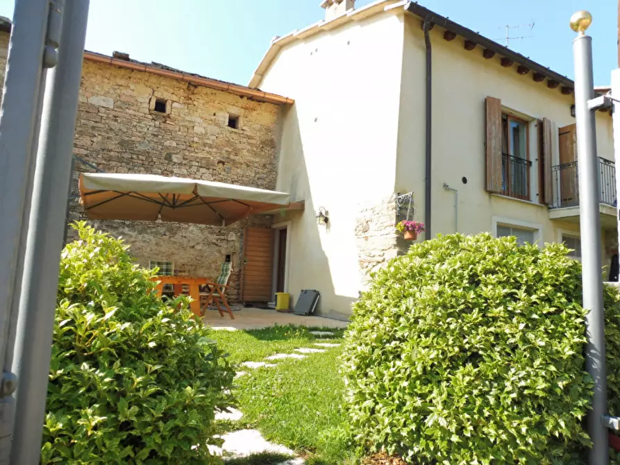 Immagine 21 di Rustico / casale in vendita  in CONTRADA GONZONI a Cerro Veronese