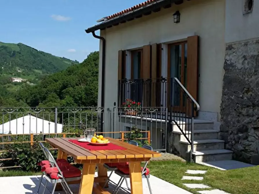 Immagine 23 di Rustico / casale in vendita  in CONTRADA GONZONI a Cerro Veronese