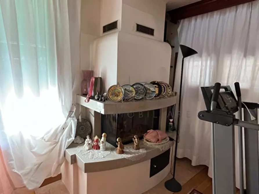 Immagine 32 di Casa indipendente in vendita  in Via Postioma a Castelfranco Veneto