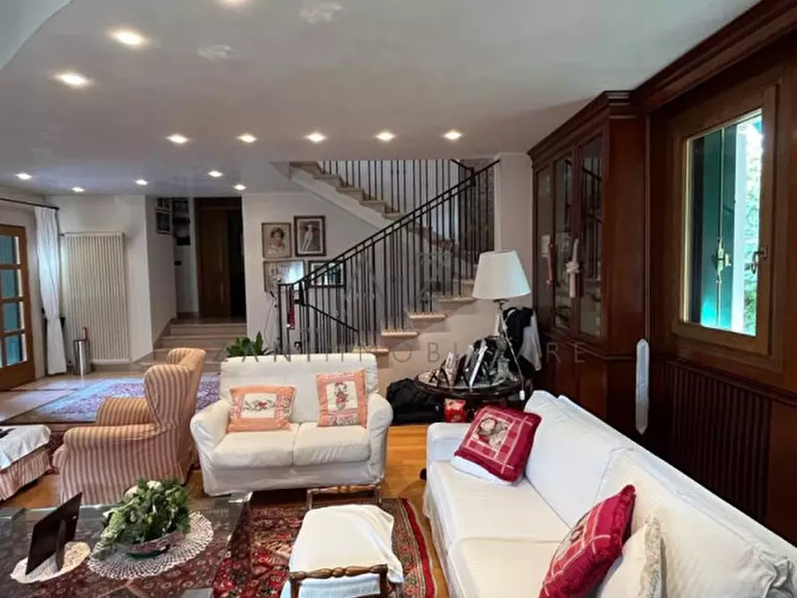 Immagine 33 di Casa indipendente in vendita  in Via Postioma a Castelfranco Veneto