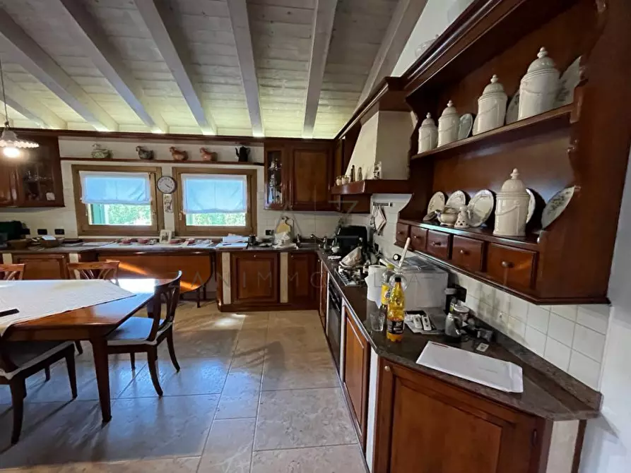 Immagine 36 di Casa indipendente in vendita  in Via Postioma a Castelfranco Veneto