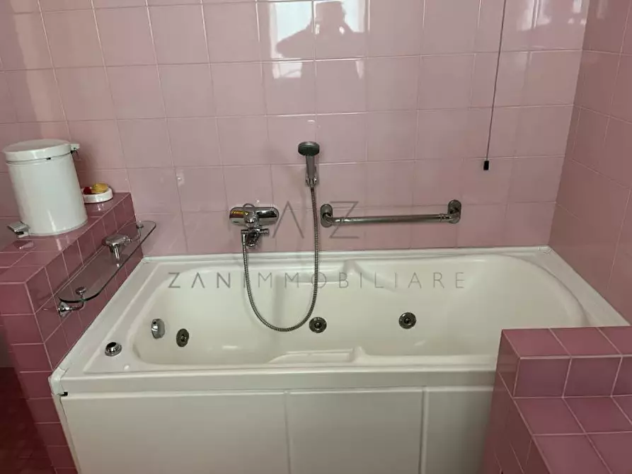 Immagine 56 di Casa indipendente in vendita  in Via Postioma a Castelfranco Veneto