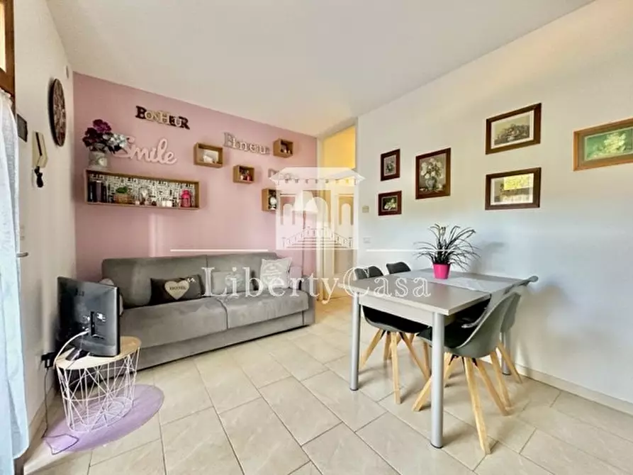 Immagine 1 di Appartamento in vendita  in Via Zette a Salò