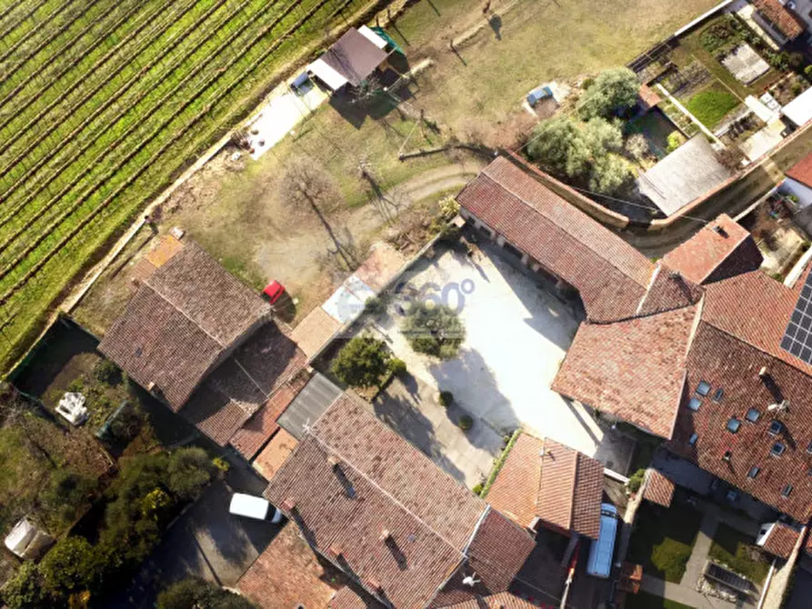 Immagine 32 di Rustico / casale in vendita  in Via Giuseppe Galliano a Passirano