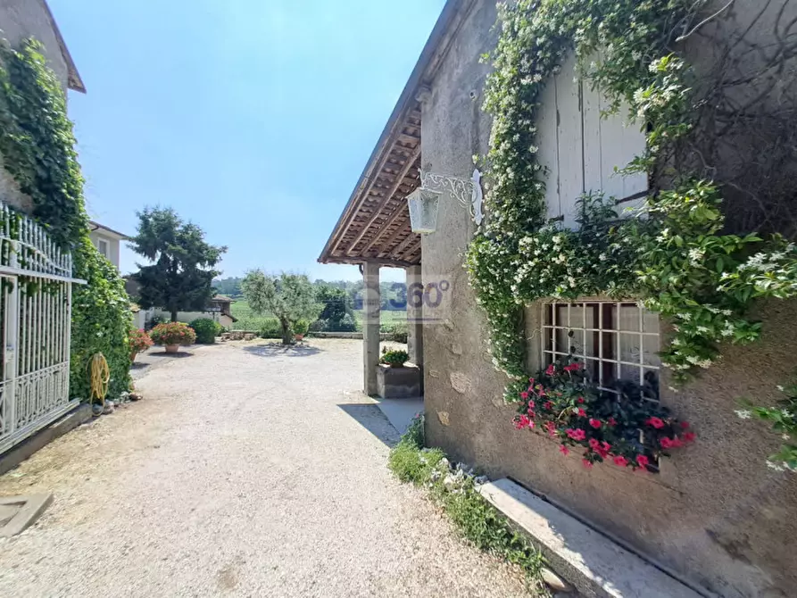 Immagine 37 di Rustico / casale in vendita  in Via Giuseppe Galliano a Passirano