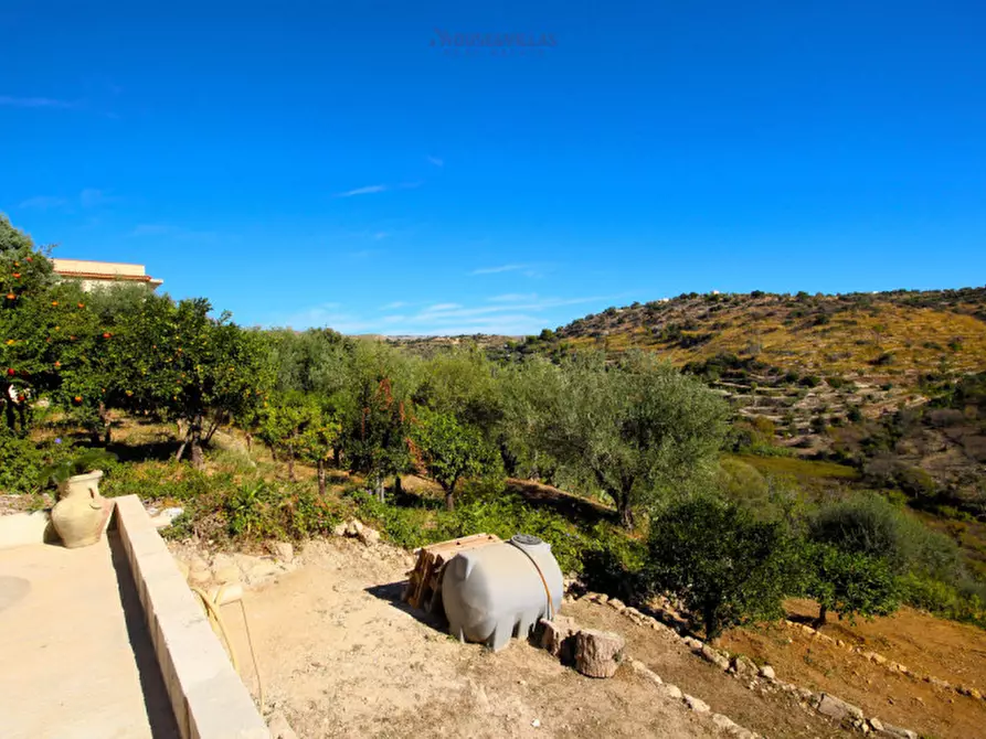 Immagine 5 di Casa indipendente in vendita  in via cavour a Noto