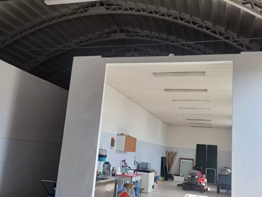 Immagine 22 di Villa in vendita  in Via Manzoni a Albignasego