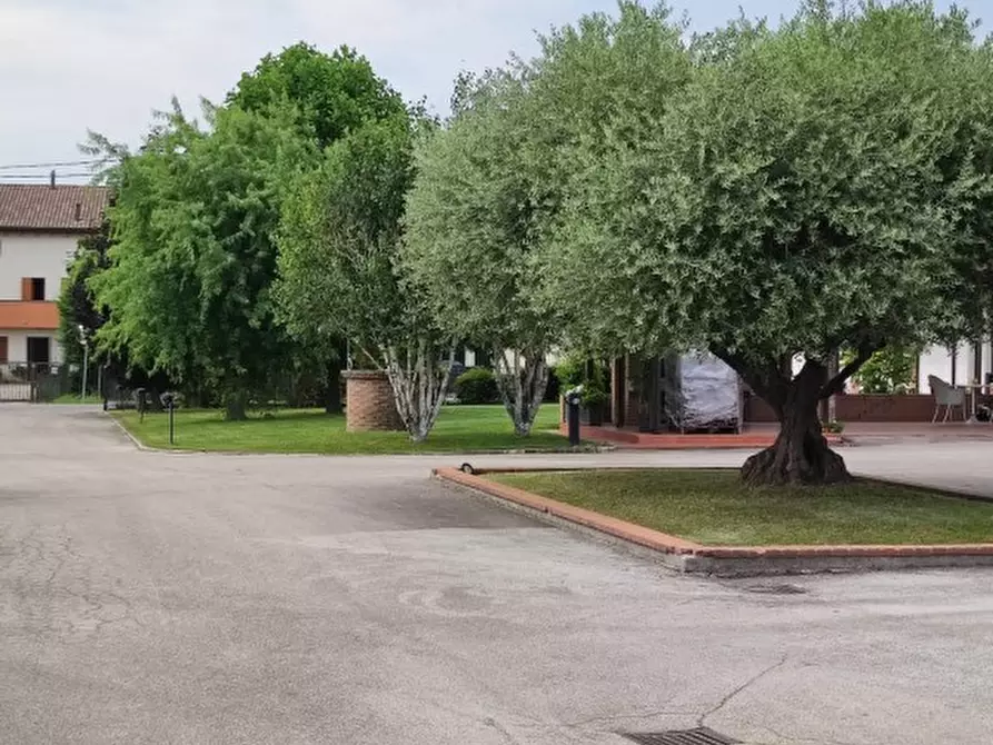 Immagine 23 di Villa in vendita  in Via Manzoni a Albignasego