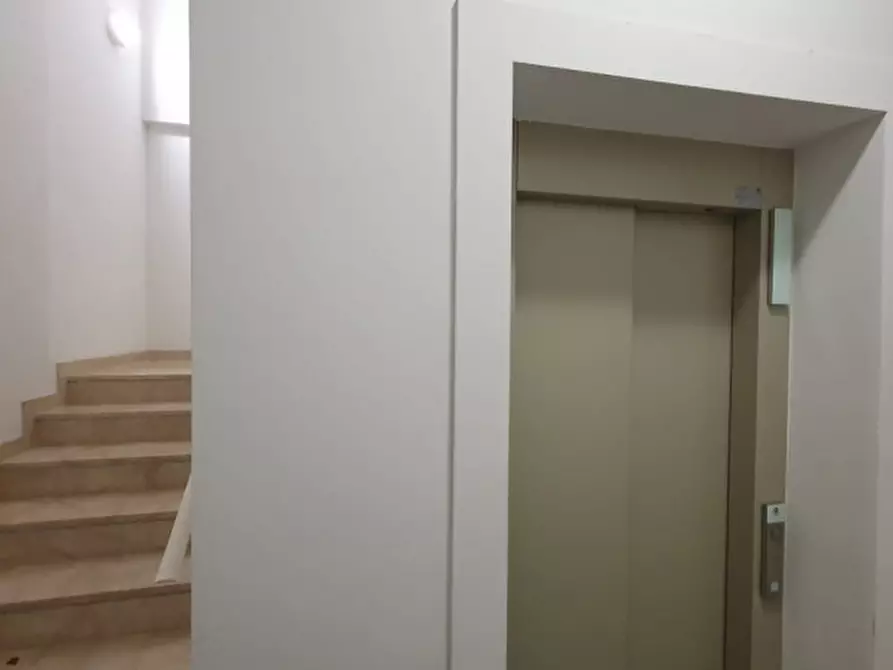 Immagine 18 di Appartamento in vendita  in VIA ROMA a Mirandola