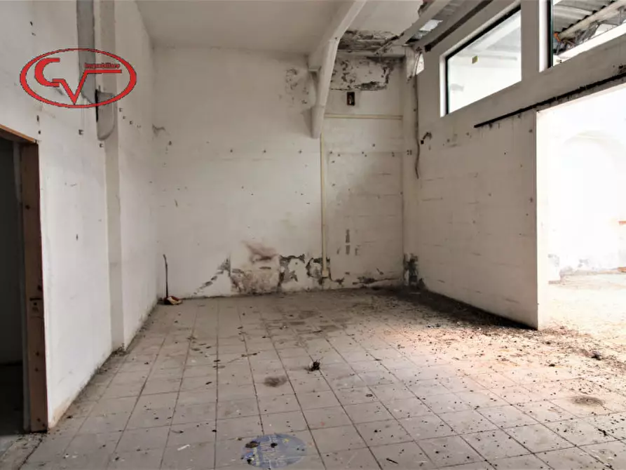 Immagine 6 di Laboratorio in vendita  in via monaco a Terranuova Bracciolini