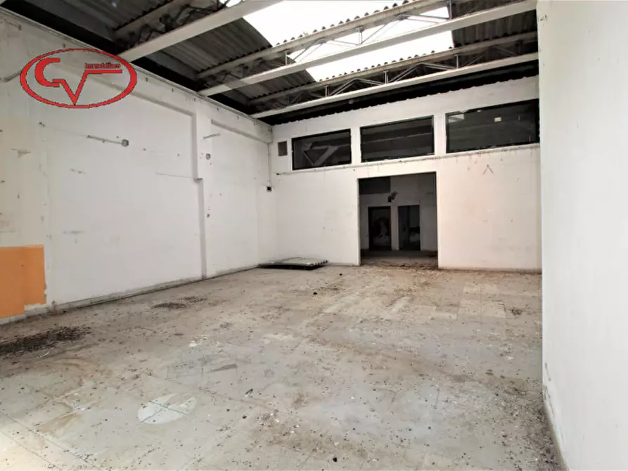 Immagine 7 di Laboratorio in vendita  in via monaco a Terranuova Bracciolini