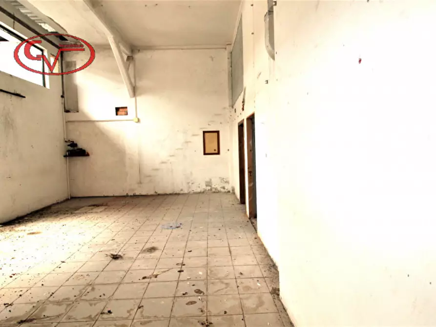 Immagine 9 di Laboratorio in vendita  in via monaco a Terranuova Bracciolini