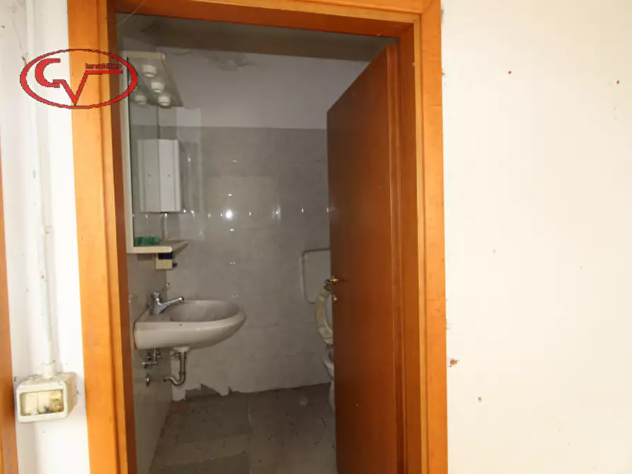 Immagine 13 di Laboratorio in vendita  in via monaco a Terranuova Bracciolini
